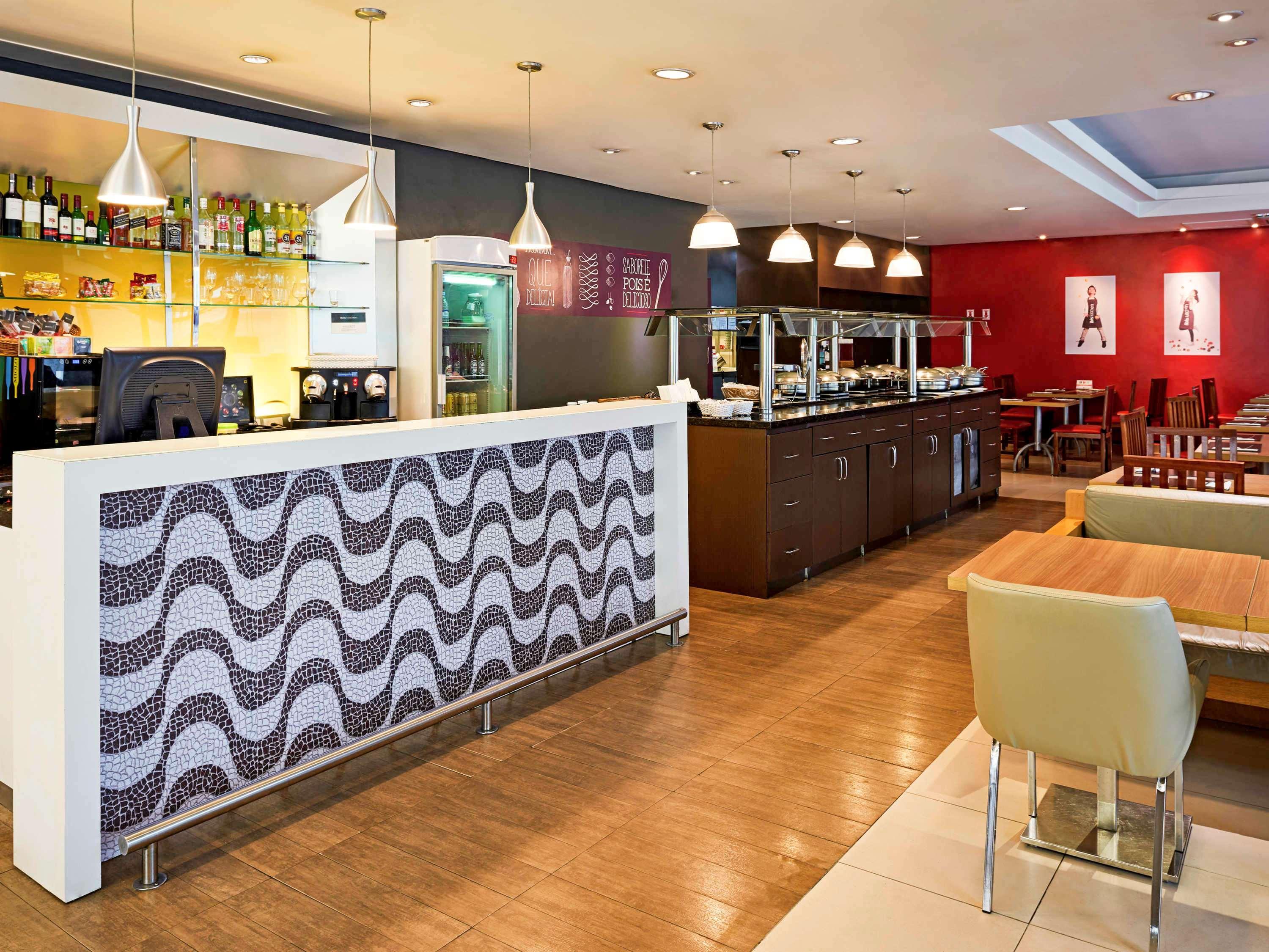 Ibis Centro Hotel 3*